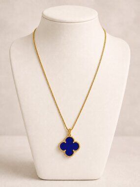 Deep Blue Gold Tone Clover Pendant Necklace